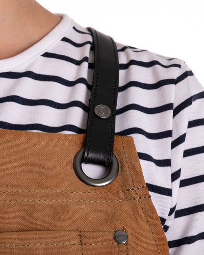 No438 forklæde af genanvendte plastflasker vokset canvas fra Alasken Maker