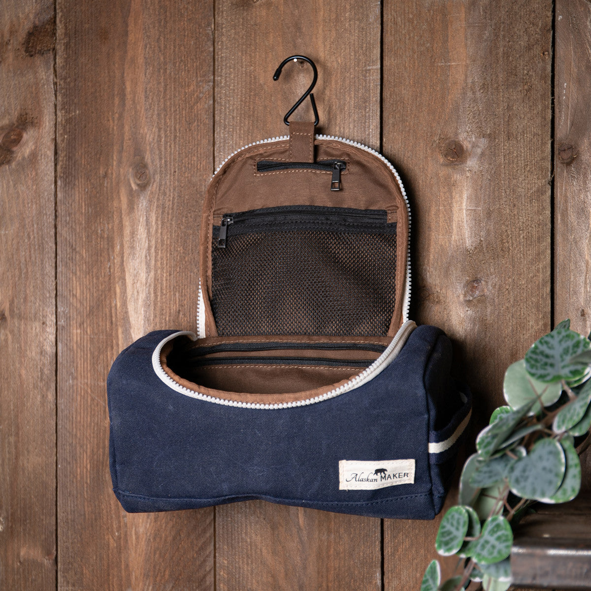 Kenai toilettaske fra Alaskan Maker vokset canvas