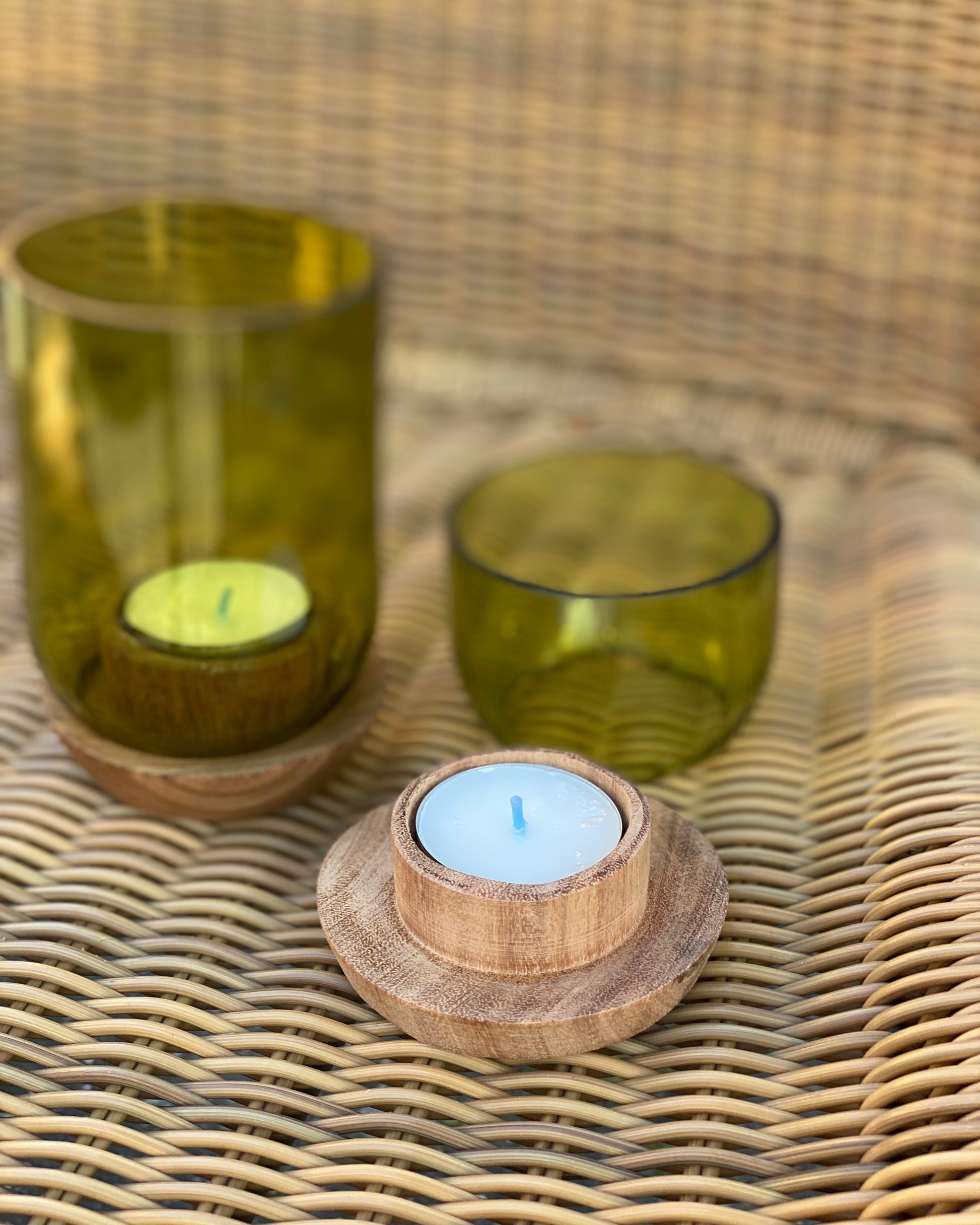 Glas af genbrugte vinflasker – upcyclet design | ZirCular